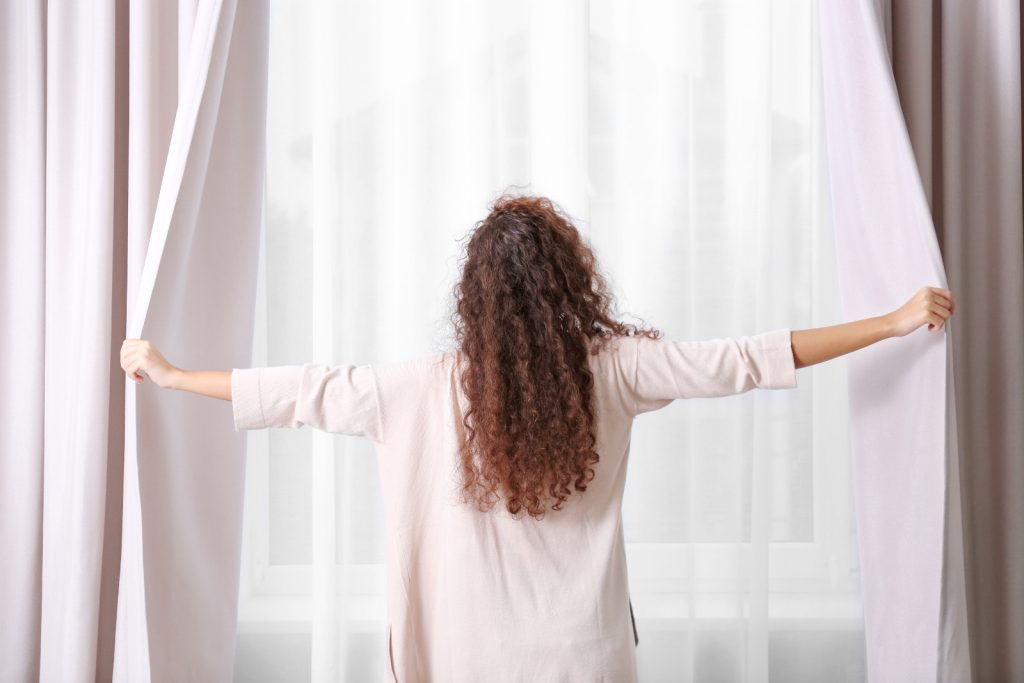 4 Dangers of Dirty Curtains in Your Home